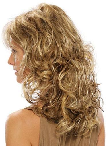 Modern Blonde Wavy Long Classic Wigs