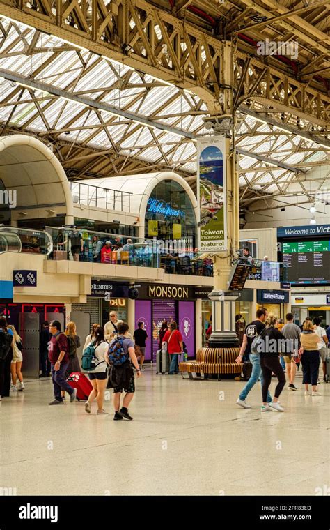 Modern Concourse: