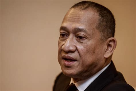 Mohamed Nazri Abdul Aziz: A Controversial Figure in Malaysian Politics