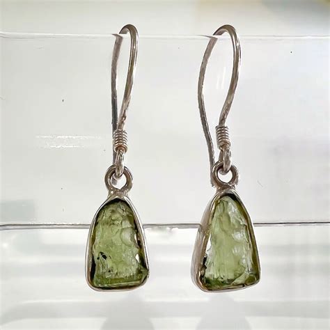 Moldavite Earrings: The Science Behind the Magic