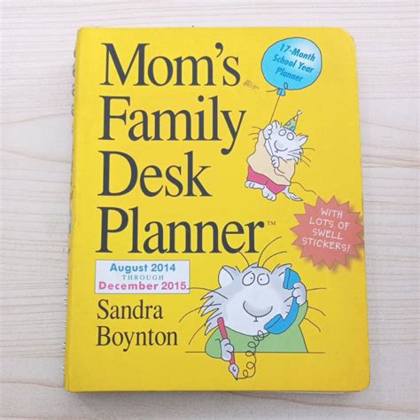 Moms Family Desk Planner 2017 Reader