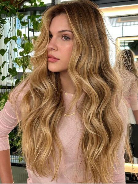 Monofilament 20" Synthetic Without Bangs Wig Long