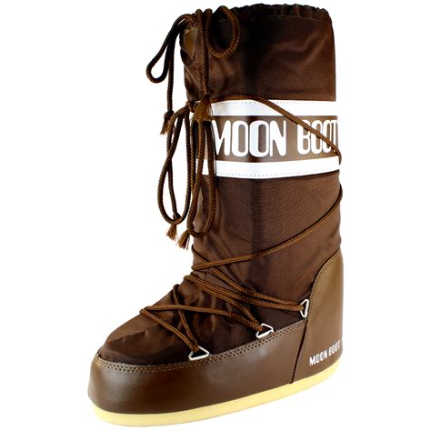 Moon Boots for Women: The Ultimate Guide to Staying Warm and Stylish in Winter