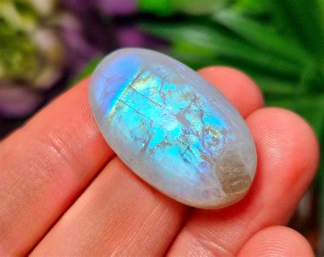 Moonstone: The Stone of Intuition and Emotional Healing