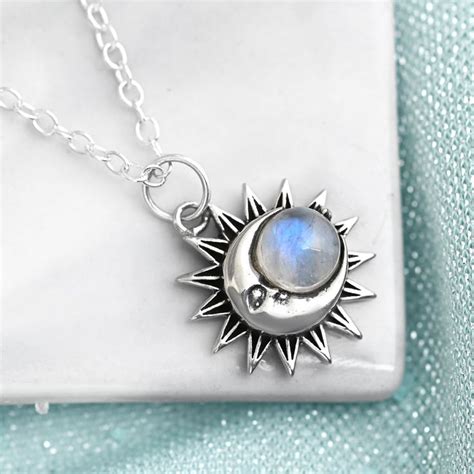 Moonstone Necklaces: Celestial Charms with Unparalleled Elegance