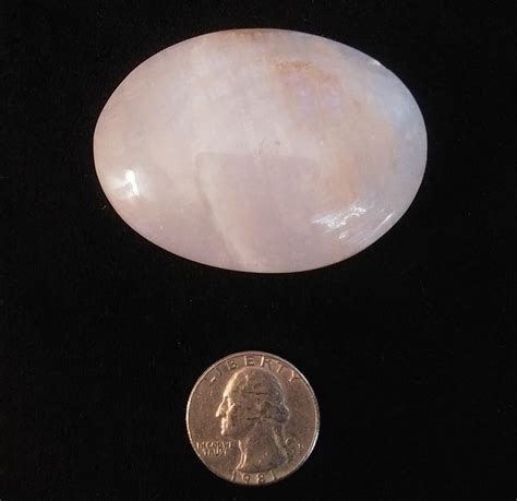 Moonstone Palm Stone: A Gateway to Inner Healing