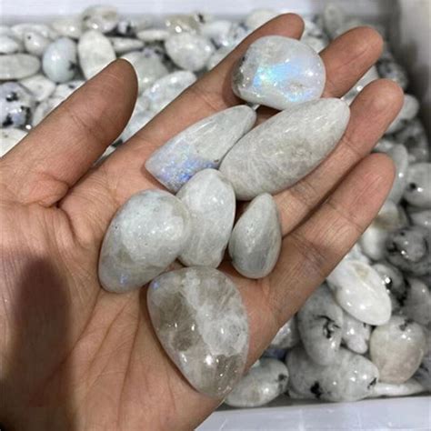 Moonstone Tumbled: The Ethereal Gemstone with Mystical Allure