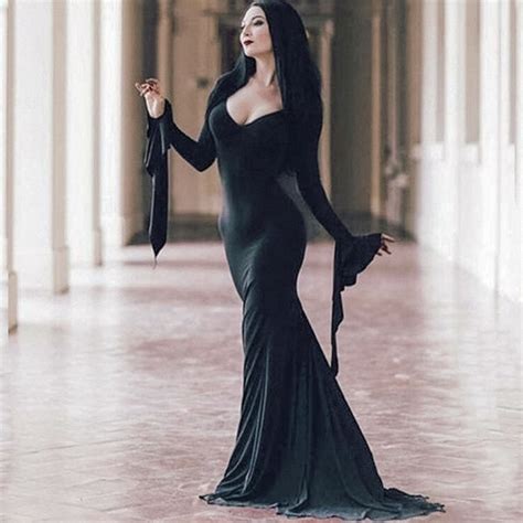 Morticia Addams: An Enchanting and Eerie Cosplay Guide