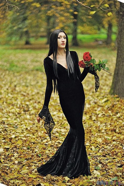 Morticia Addams Cosplay: A Guide to Embracing the Enigmatic Matriarch