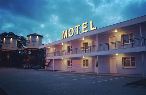 Motel