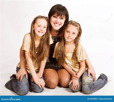 Mother and Two Daughters Reader