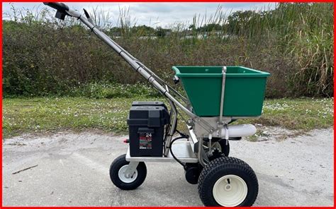 Motorized Fertilizer Spreaders: A Detailed Analysis