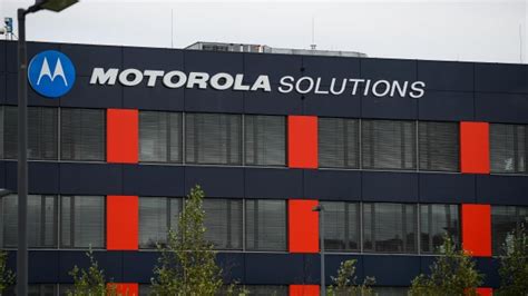 Motorola Solutions Inc. Stock: A Comprehensive Analysis of the Communications Leader's Performance