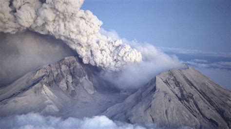 Mount St. Helens: The Eruption and Recovery of a Volcano Kindle Editon