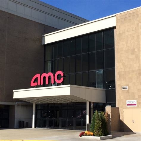 Movie Theaters in Northbrook Court