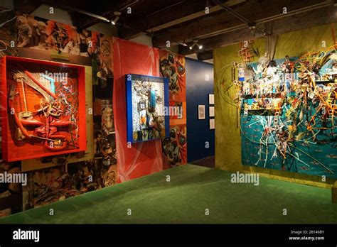 Museum Mania: Exploring Pittsburgh's Mattress Factory Museum