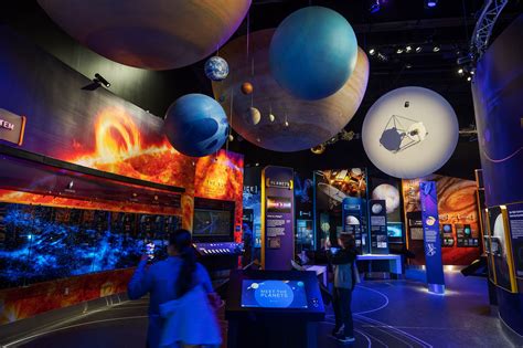 Museum of Science & Industry Tampa: 10,000 Wonders Under One Roof