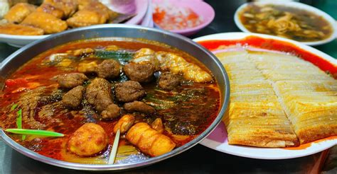 Must-Try Food in Kuala Lumpur: A Culinary Journey of Flavors & Delights