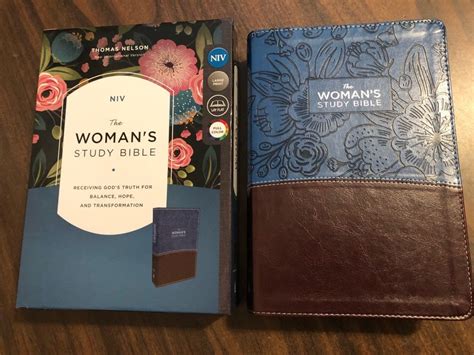 NIV Women s Devotional Bible Large Print Leathersoft Blue Kindle Editon