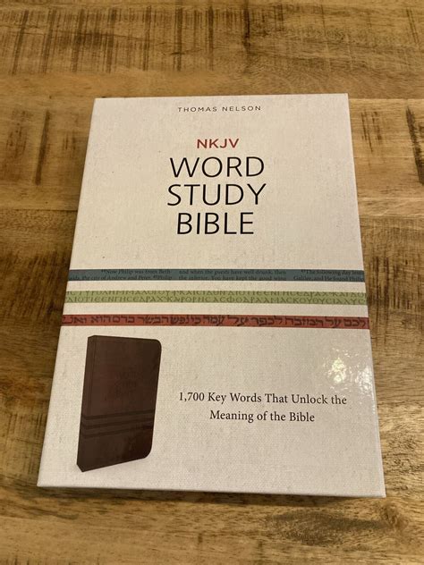NKJV Word Study Bible Hardcover 1700 Key Words that Unlock the Meaning of the Bible Doc