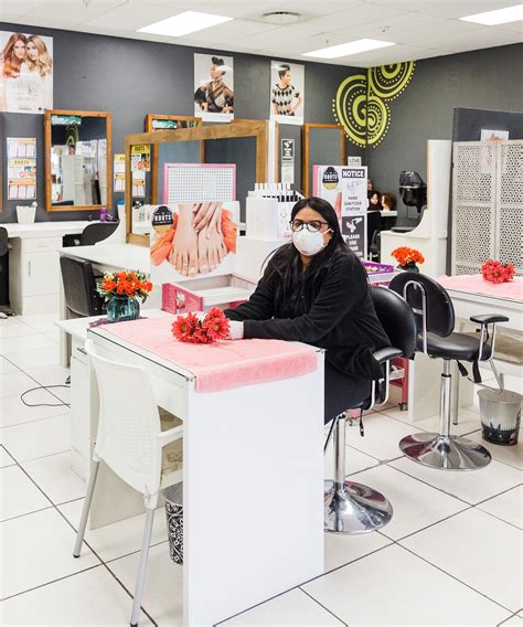 Nail Salon Open Near Me: 42% Increase in Demand