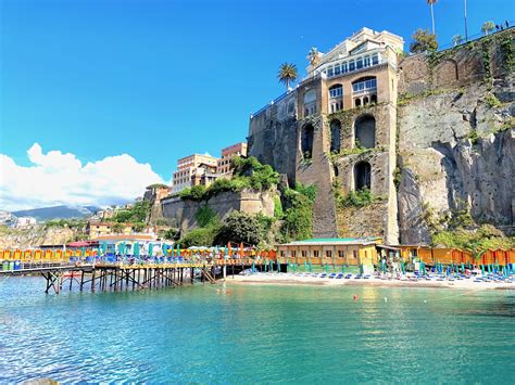 Naples, Italy: The Gateway to Capri, Sorrento, and the Amalfi Coast