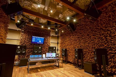 Nashville Recording Studio Jobs: Dive into the Heart of Music City's Industry