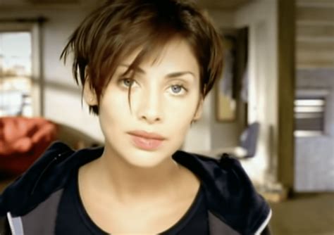 Natalie Imbruglia: Torn Between Love and Music