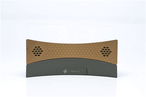 Native Union Honeycomb Bluetooth Speaker Kindle Editon