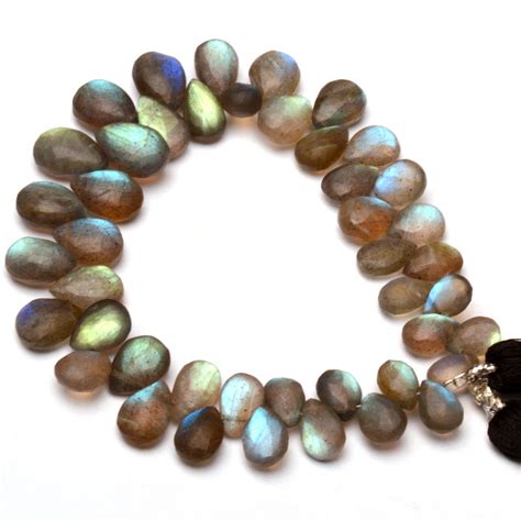 Natural Labradorite: A Gemstone of Enchanting Beauty