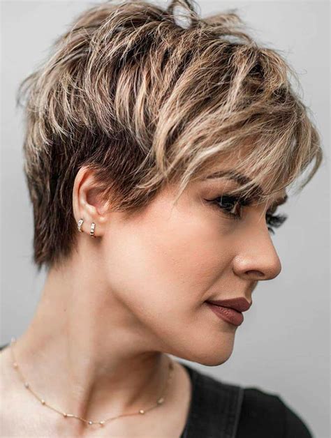 Natural Looking Short Wigs Cropped Blonde Synthetic Wig Straight Short Pixie Wigs