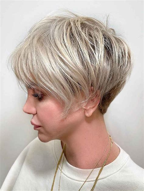 Natural Looking Short Wigs Short Blonde Wig Straight Synthetic Pixie Wigs