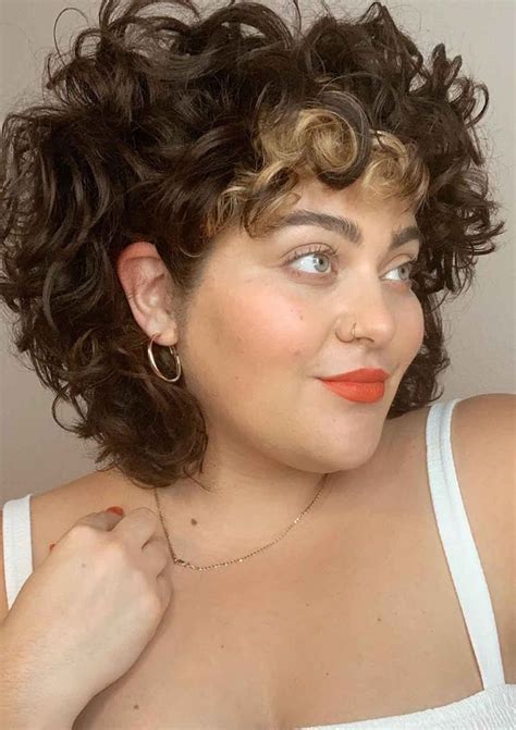 Naturally Curly Chubby Face: 10 Perfect Short Curly Hairstyles