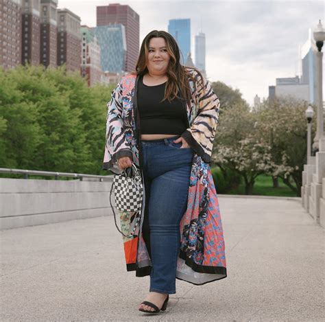 Navigating the DXL Outlet: A Comprehensive Guide for Affordable Plus-Size Fashion