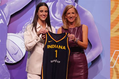 Navigating the WNBA Merchandise Market