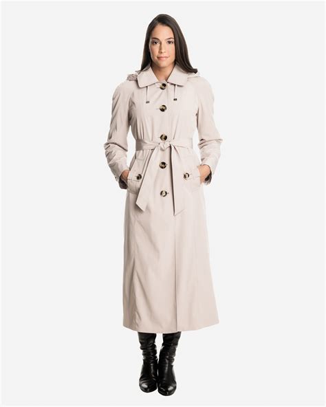 Navigating the World in Style and Protection: A Comprehensive Guide to Women's Long Raincoats