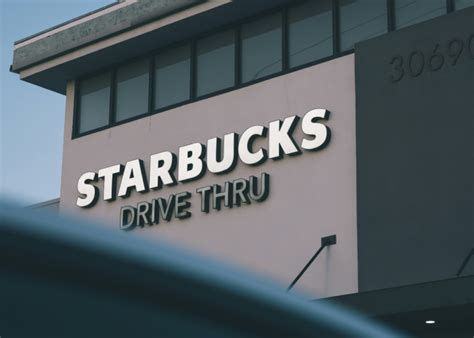 Nearest Starbucks Drive Thru: 4 Options Within a 10-Mile Radius