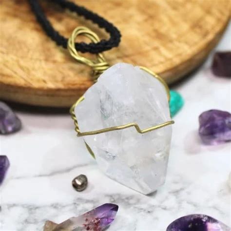 Necklace Crystal Stone: A Journey of Radiance, Healing, and Transformation