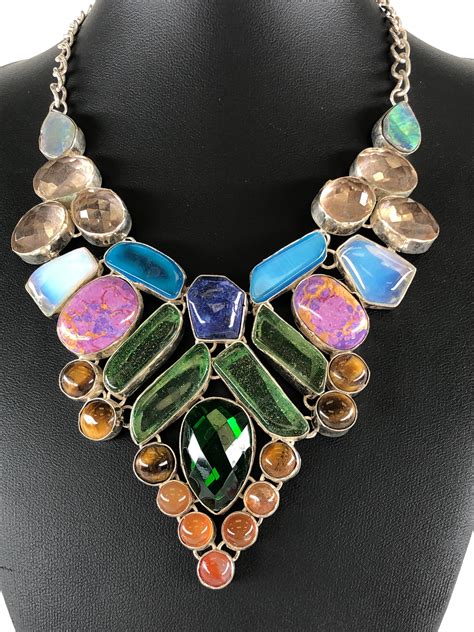 Necklace Stones: 27 Awe-Inspiring Gems That Elevate Your Style