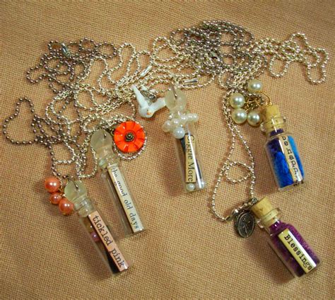 Necklace Vials: A Timeless Accessory with a Hidden Purpose