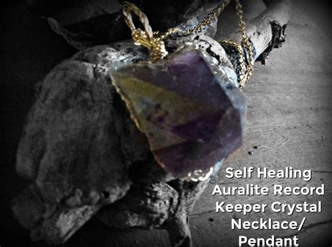 Necklace Vials: Unlocking the Secrets of Healing and Fashion