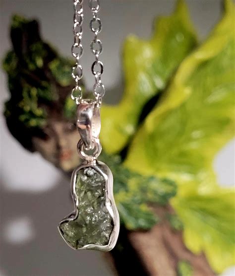 Necklaces Moldavite: A Guide to the Ultimate Extraterrestrial Accessory