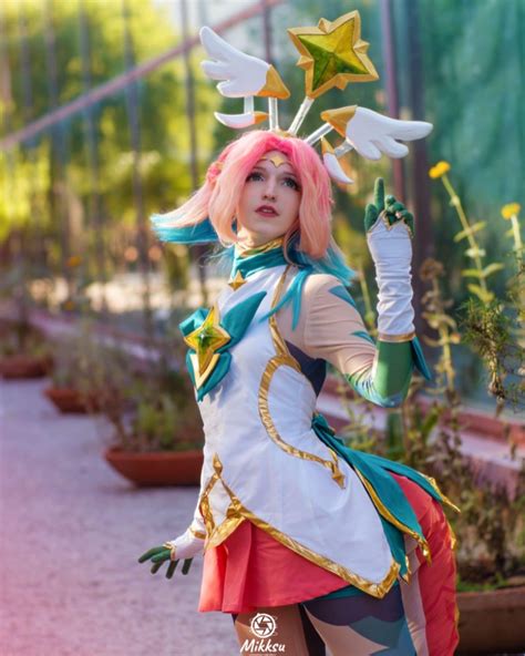 Neeko Cosplay: A Captivating Transformation into the Curious Chameleon