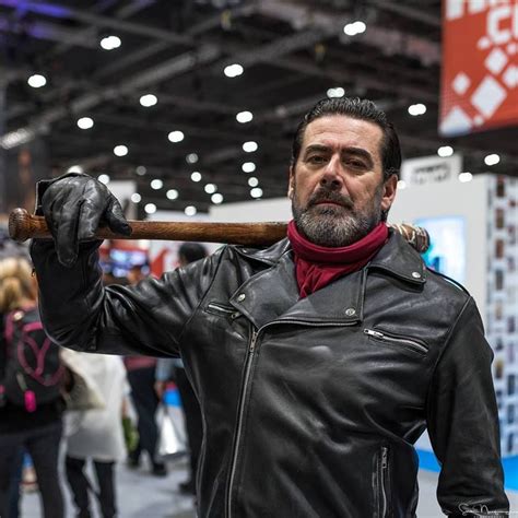 Negan Cosplay: Embracing the Brutality and Charisma of The Walking Dead's Iconic Villain