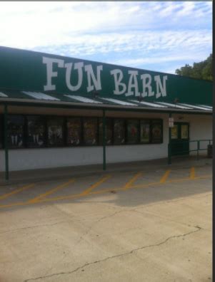 Nelsonville Fun Barn Movies 101: The Ultimate Cinematic Experience