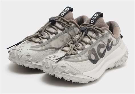 Nike ACG Mountain Fly 2 Low: Gear for the Great Outdoors