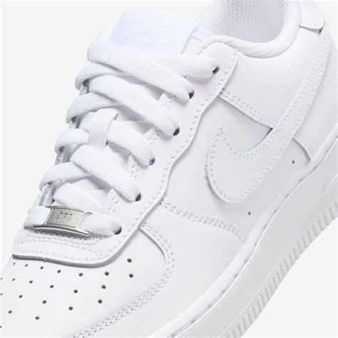 Nike Air Force 1 LE