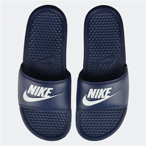 Nike Benassi