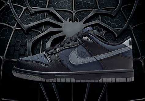 Nike Dunk Low Black Spiderman