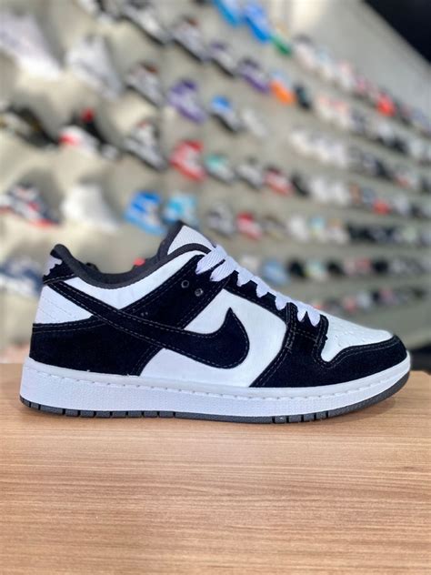 Nike SB Dunk Low Preto e Branco: O Ícone que Transcende Gerações